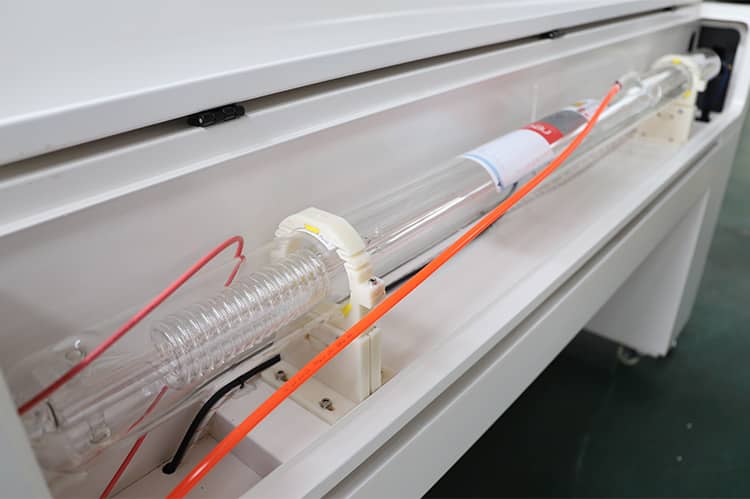 60W 레이저 조각사