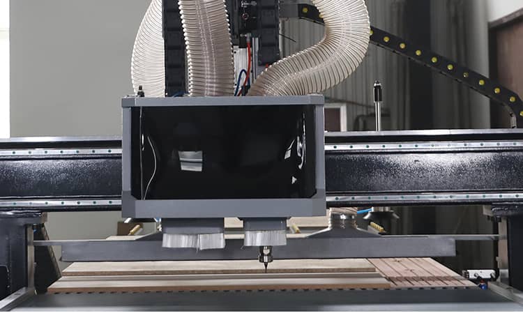 가구 제조 기계