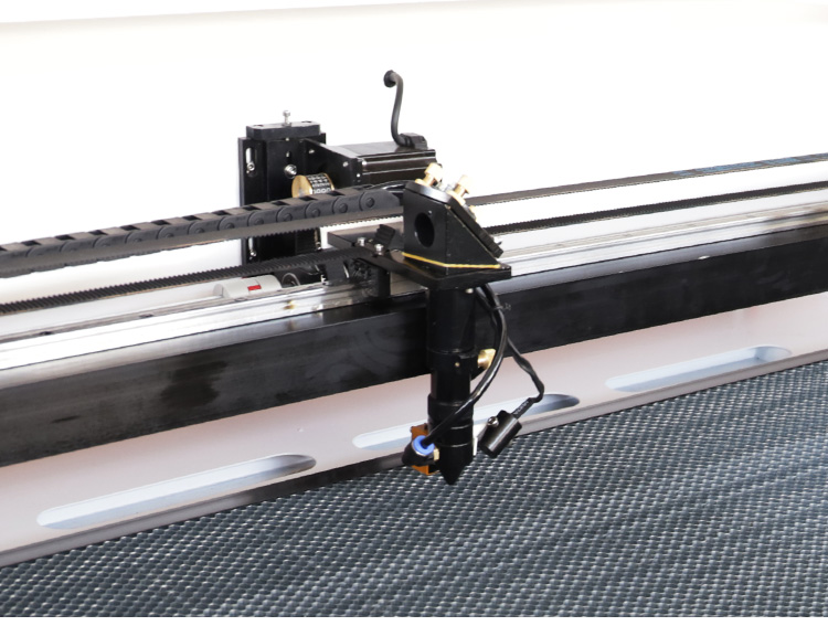 CO2 레이저 절단 및 조각 기계