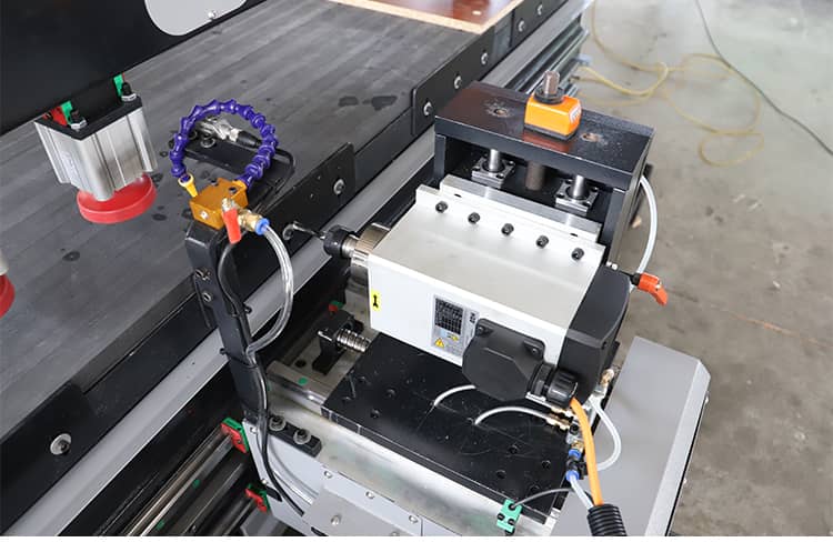 목재 조각 훈련 기계