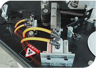이중 실린더 자동 테이프 피드 컷팅