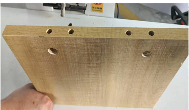 드릴 기계 나무