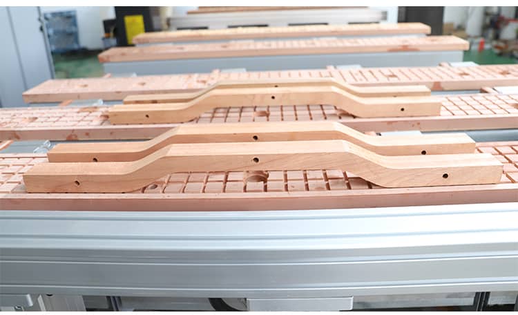 CNC 솔리드 우드 슬롯 밀링 머신 24